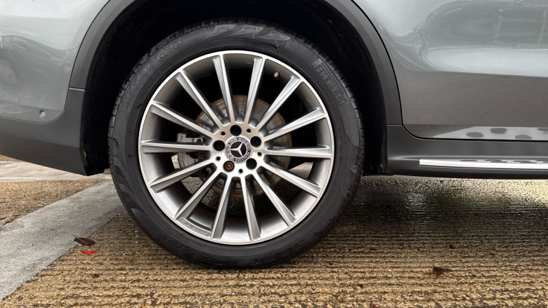 Mercedes-Benz GLC 250 4Matic AMG Line Premium 5dr 9G-Tronic Petrol Estate